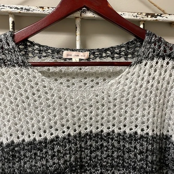 Sweater - Picture 3 of 4